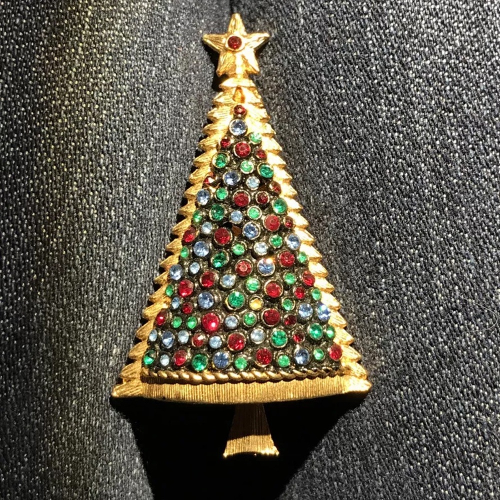 Gold Tone Christmas Tree Brooch with Gemstones